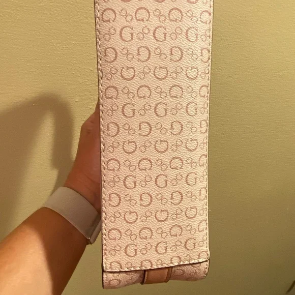 Guess Pink Shoulder Bag with Monogram Pattern - Picture 7 of 7
